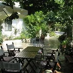 Πανσιόν Yasemi